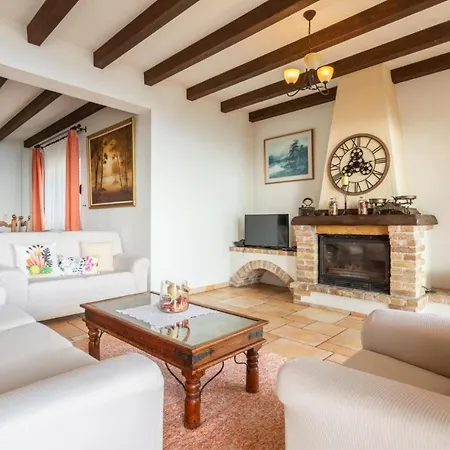 Вилла Emilios *